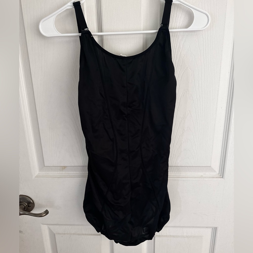 Black Shapeware